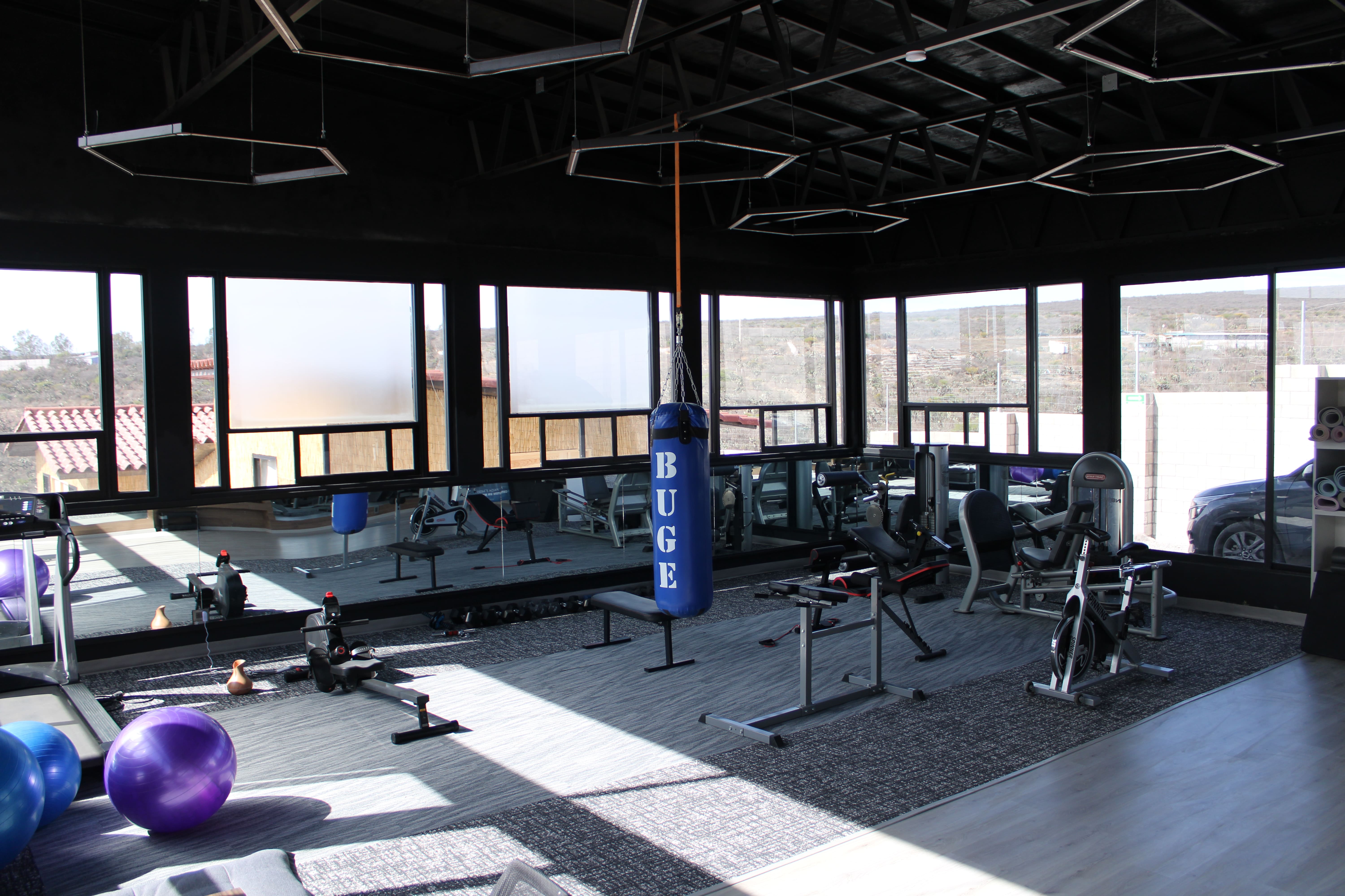 Gimnasio Interclub Casa Rage